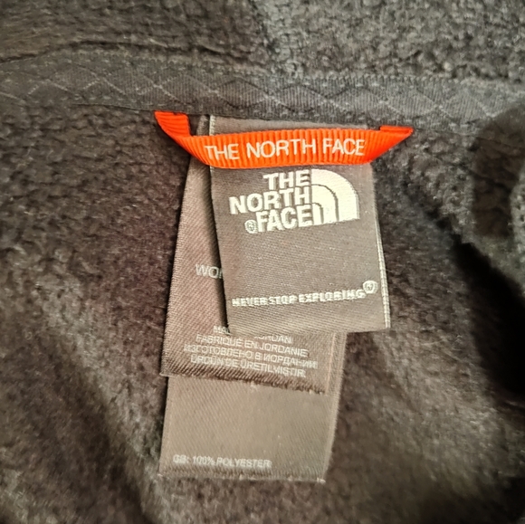 North Face women's hooded quarter zip pullover sweater, size medium, black - Picture 3 of 7